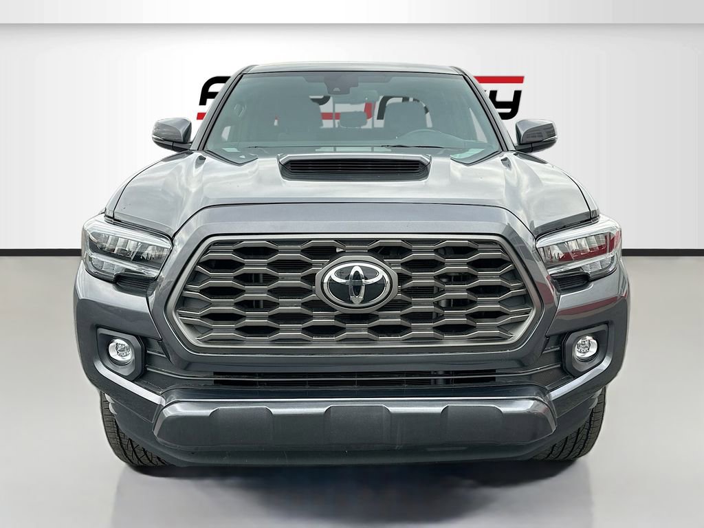 Used 2023 Toyota Tacoma TRD Sport w/ Technology Package image 2