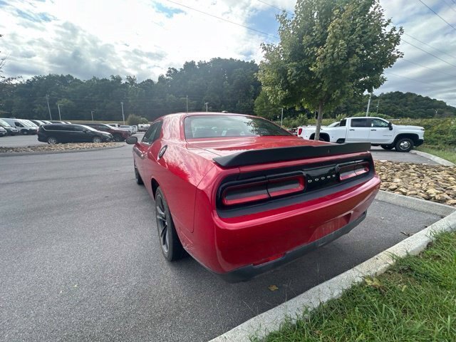 Used 2018 Dodge Challenger SXT w/ Blacktop Package RWD image 21