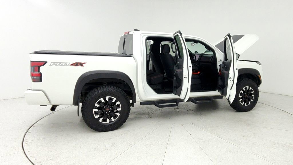 Used 2023 Nissan Frontier PRO-4X w/ Technology Package image 13