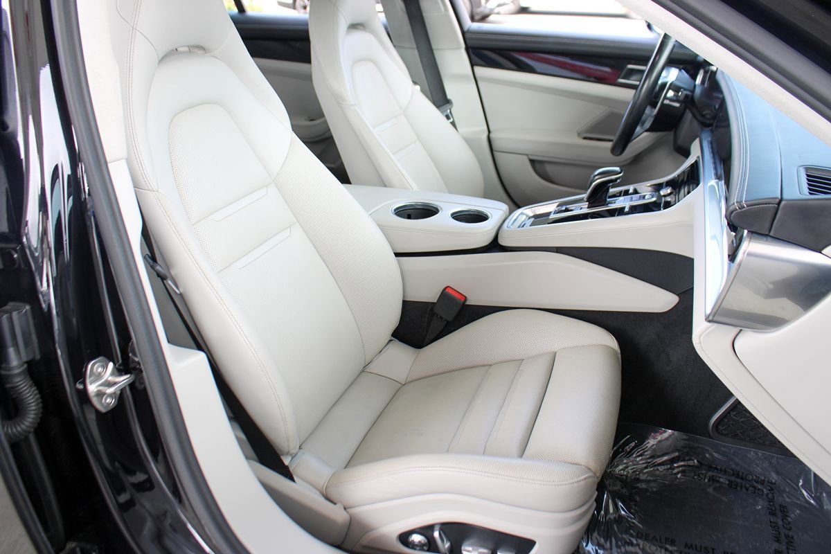 Used 2018 Porsche Panamera 4 AWD/4WD image 22