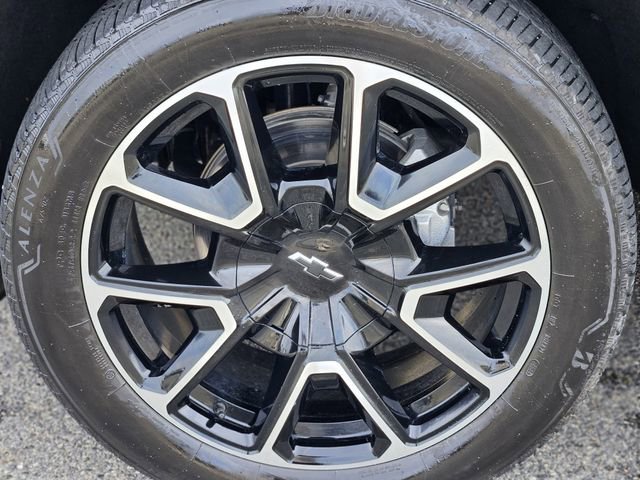 Used 2024 Chevrolet Tahoe RST w/ Luxury Package image 10