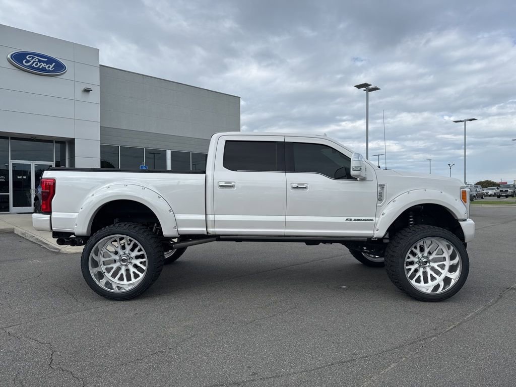 Used 2019 Ford F250 Platinum w/ FX4 Off-Road Package image 2