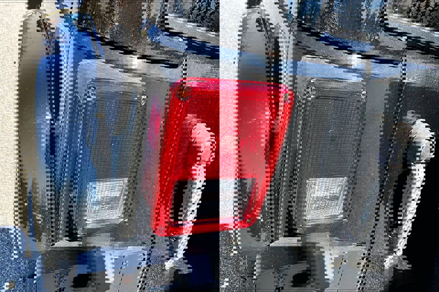 Used 2014 Jeep Wrangler Sahara w/ Dual Top Group image 27