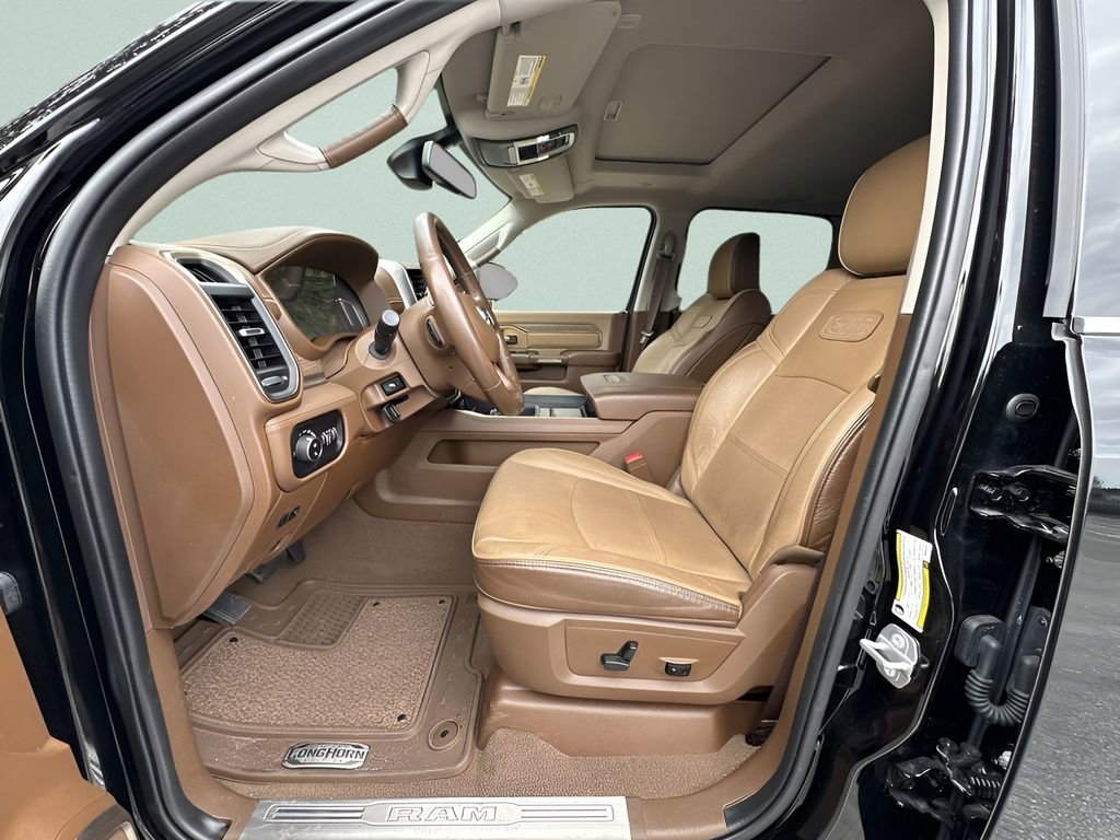 Used 2023 RAM 3500 Limited image 15
