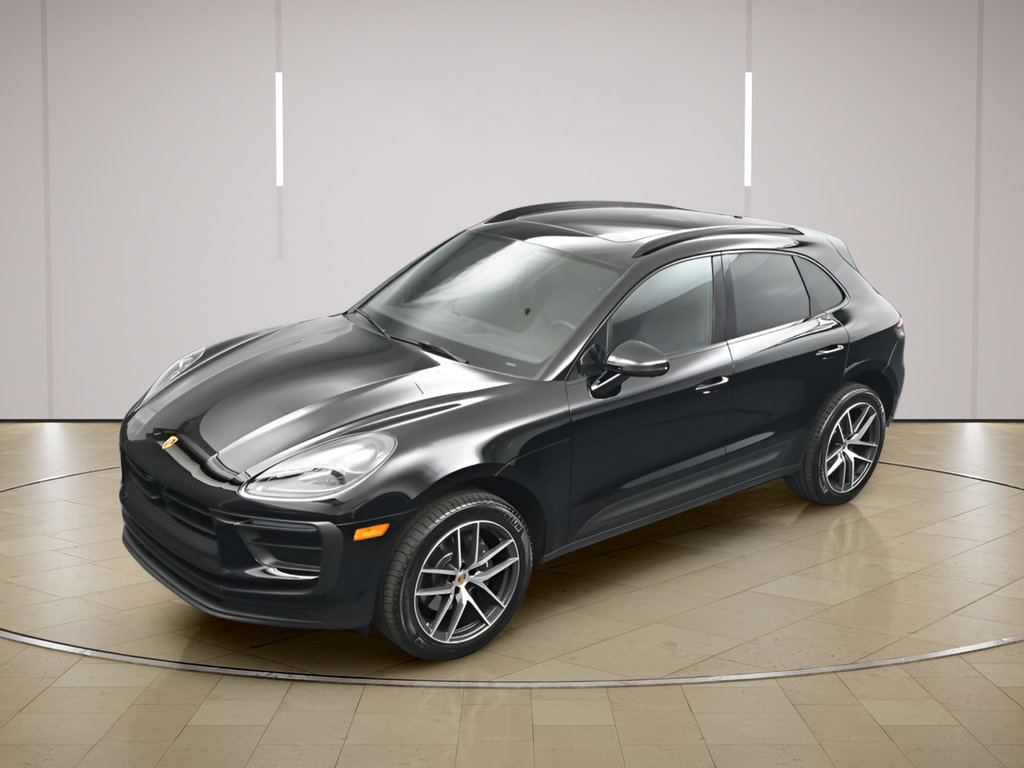 Certified 2026 Porsche Macan AWD/4WD image 32