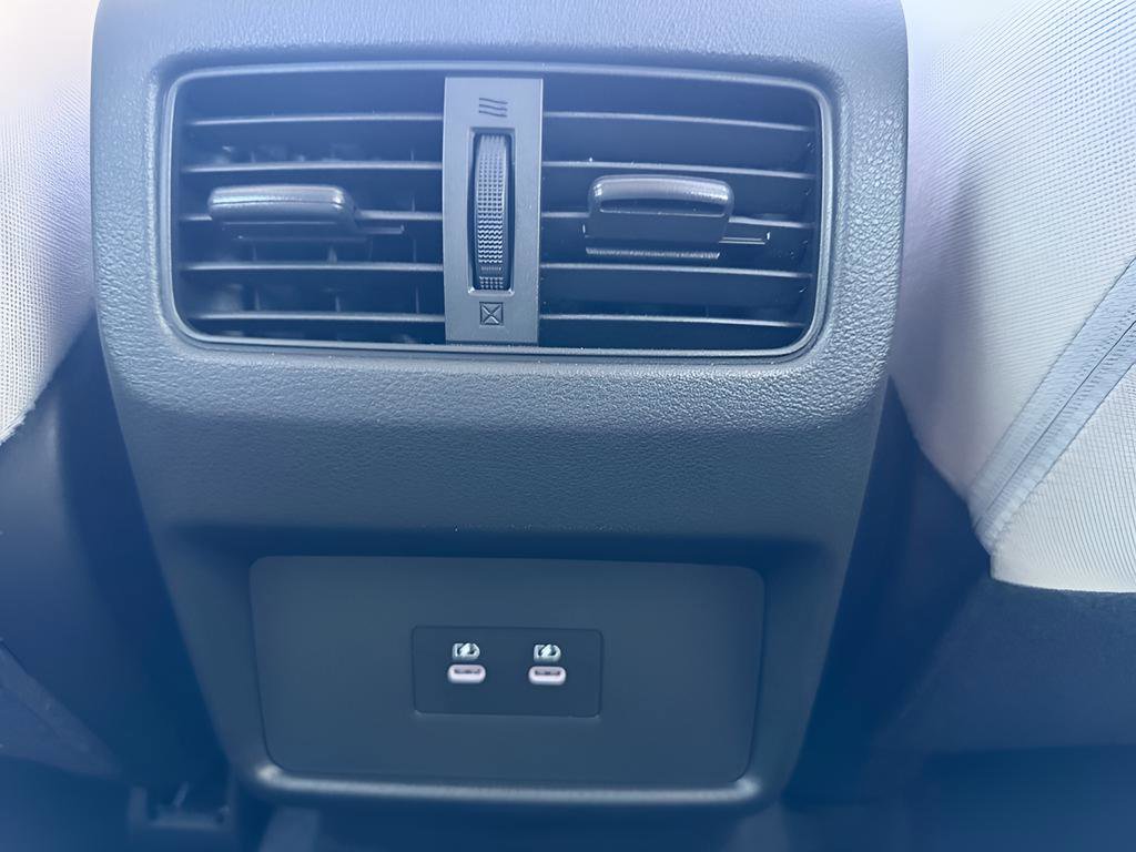 Certified 2024 Nissan Rogue SV image 13