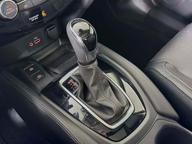 Certified 2019 Nissan Rogue SL w/ Premium Package AWD/4WD image 19
