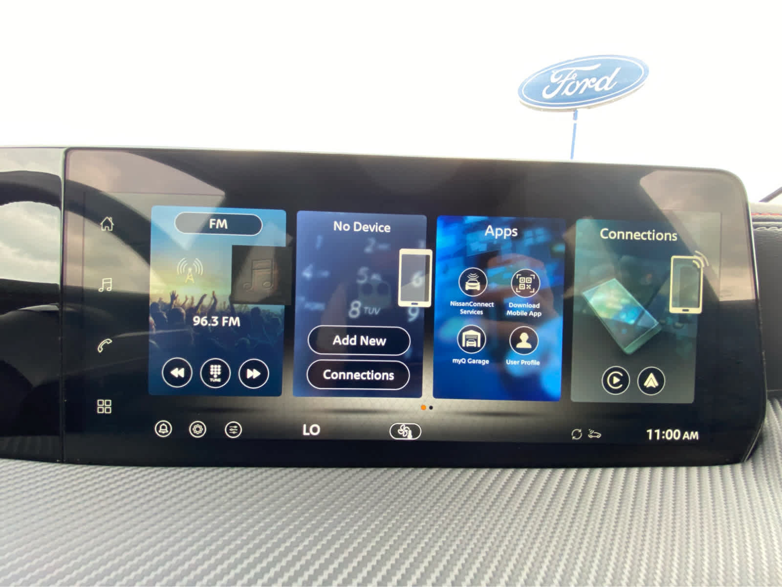 Used 2026 Nissan Kicks SR FWD image 28