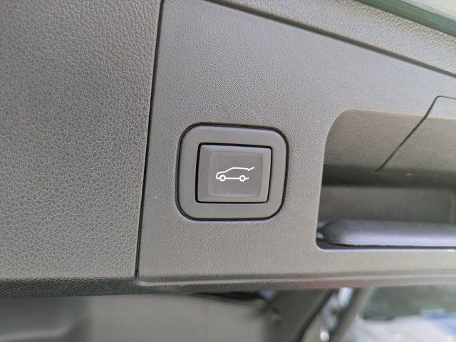 Used 2024 Cadillac XT4 Premium Luxury image 20