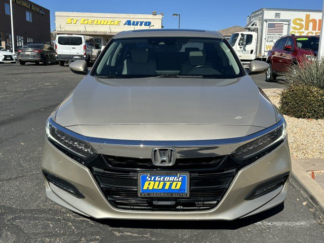 Used 2018 Honda Accord Touring image 8