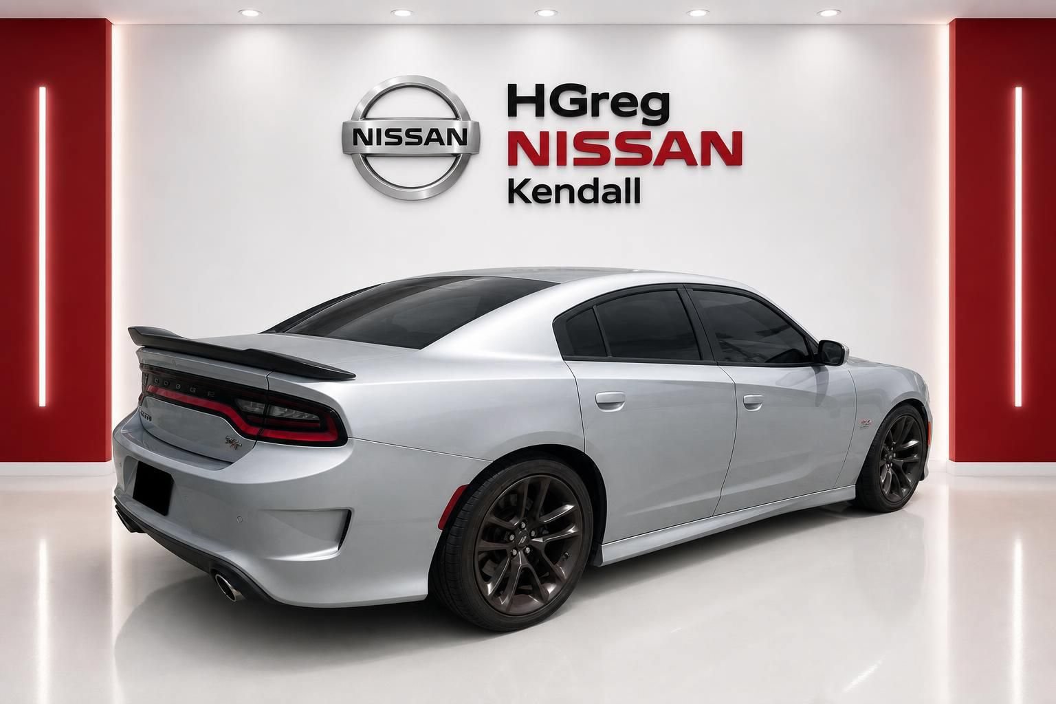 Used 2022 Dodge Charger Scat Pack RWD image 5