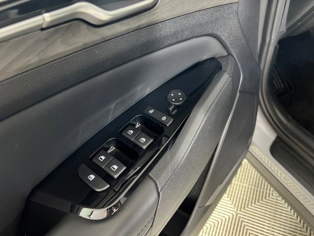 Used 2024 Kia Sportage X-Line AWD/4WD image 11