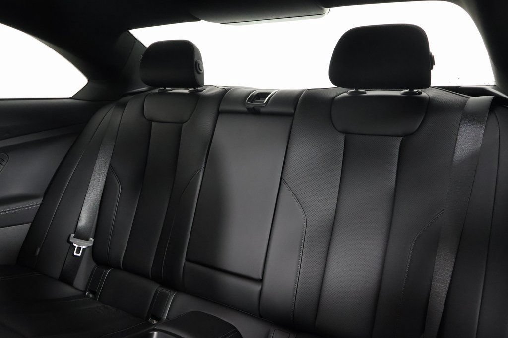 New 2026 BMW 230i Coupe w/ Convenience Package RWD image 6