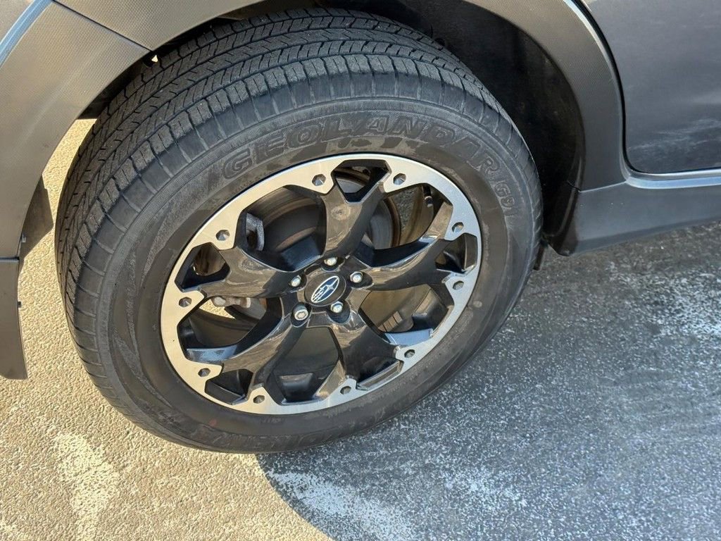 Used 2022 Subaru Crosstrek 2.0i image 7