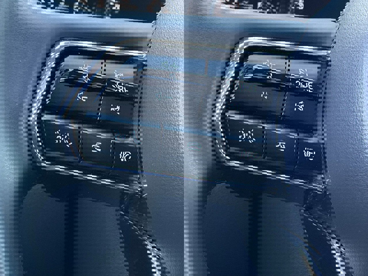 Used 2025 MAZDA CX-70 3.3 Turbo w/ Preferred Package image 31