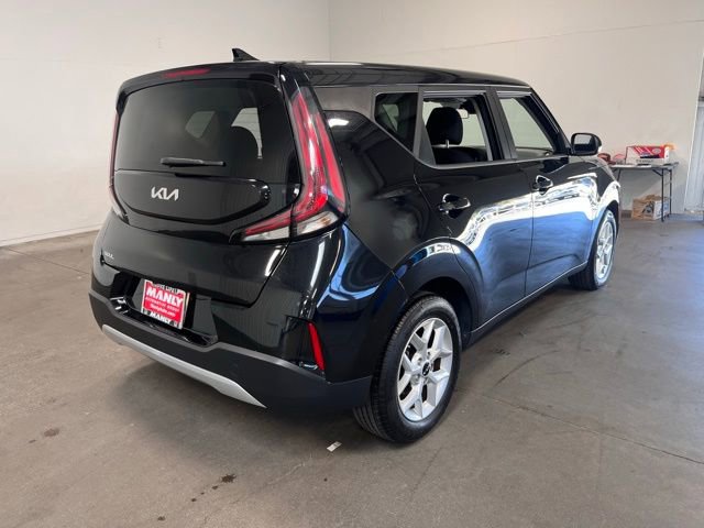 Used 2024 Kia Soul LX w/ Option Group 015 image 3