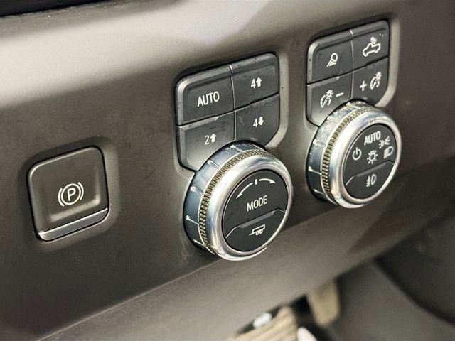 Used 2022 GMC Sierra 1500 AT4 w/ AT4 Premium Package image 10