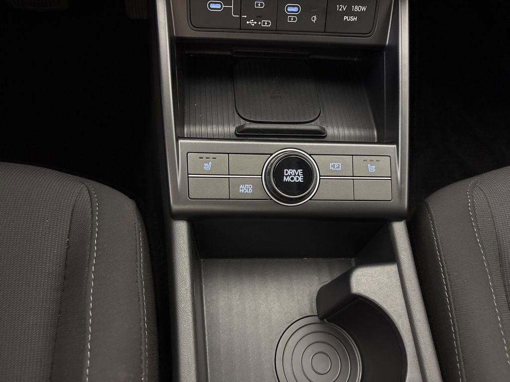 Certified 2025 Hyundai Kona SEL image 29