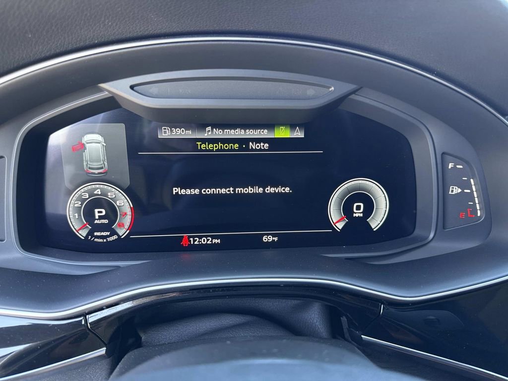 Used 2022 Audi Q8 Premium Plus image 27