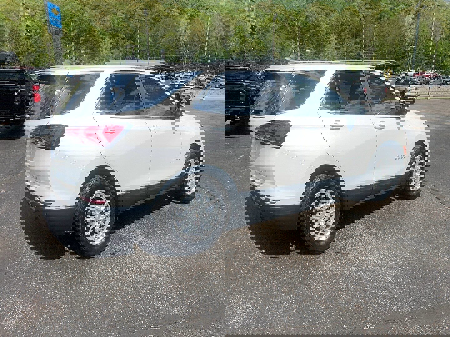 Used 2022 Chevrolet Equinox LT image 5