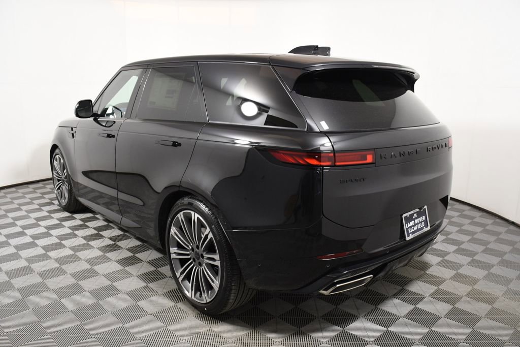 New 2026 Land Rover Range Rover Sport Dynamic SE AWD/4WD image 4