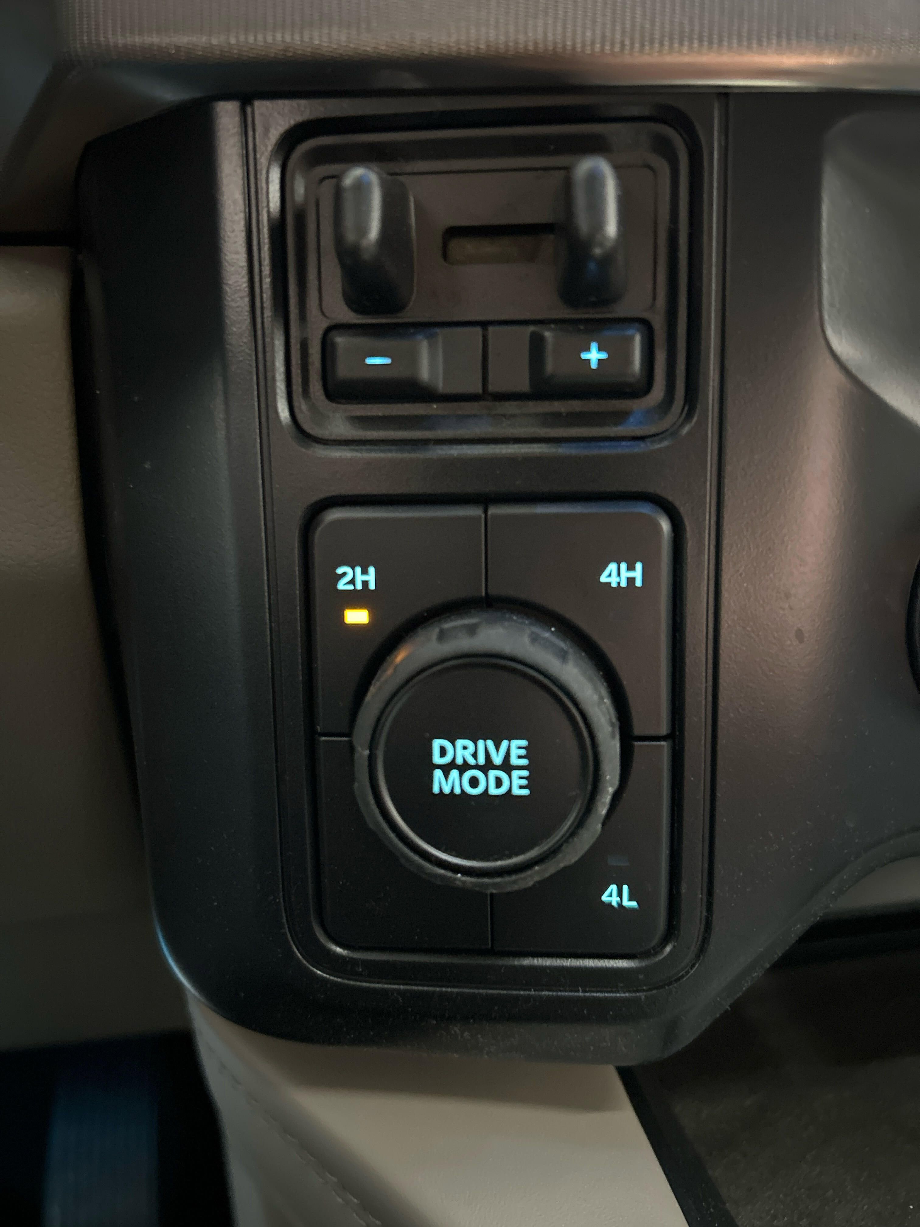 Used 2026 Ford F450 Platinum w/ Platinum Plus Package image 20