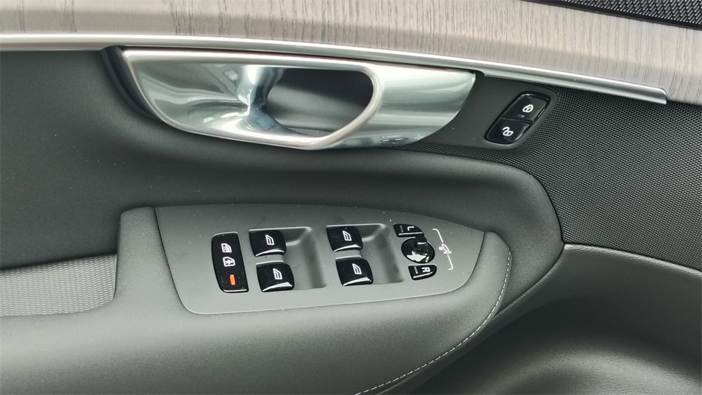 New 2026 Volvo XC90 B6 Ultra image 10