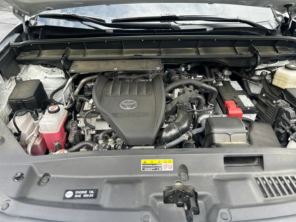 Certified 2024 Toyota Highlander Platinum AWD/4WD image 25