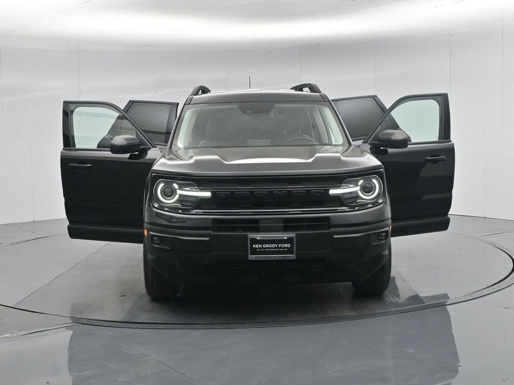 Used 2023 Ford Bronco Sport Outer Banks w/ Tech Package image 32