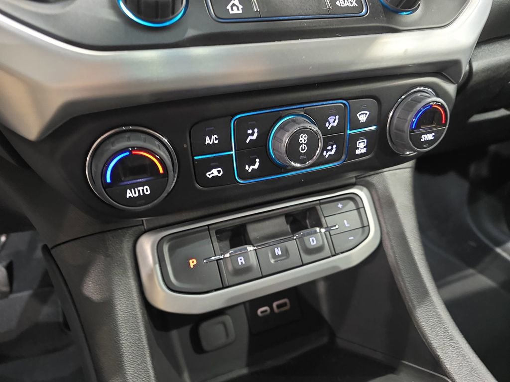 Used 2023 GMC Acadia SLE w/ Elevation Edition FWD image 25