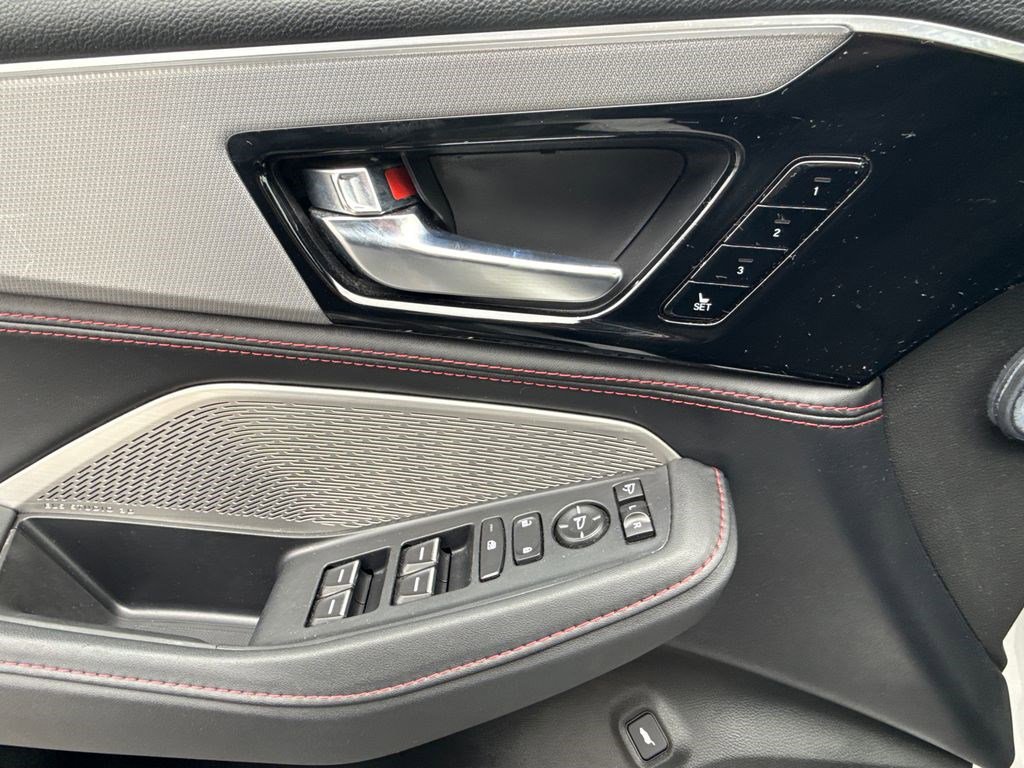 Used 2023 Acura MDX A-Spec image 23