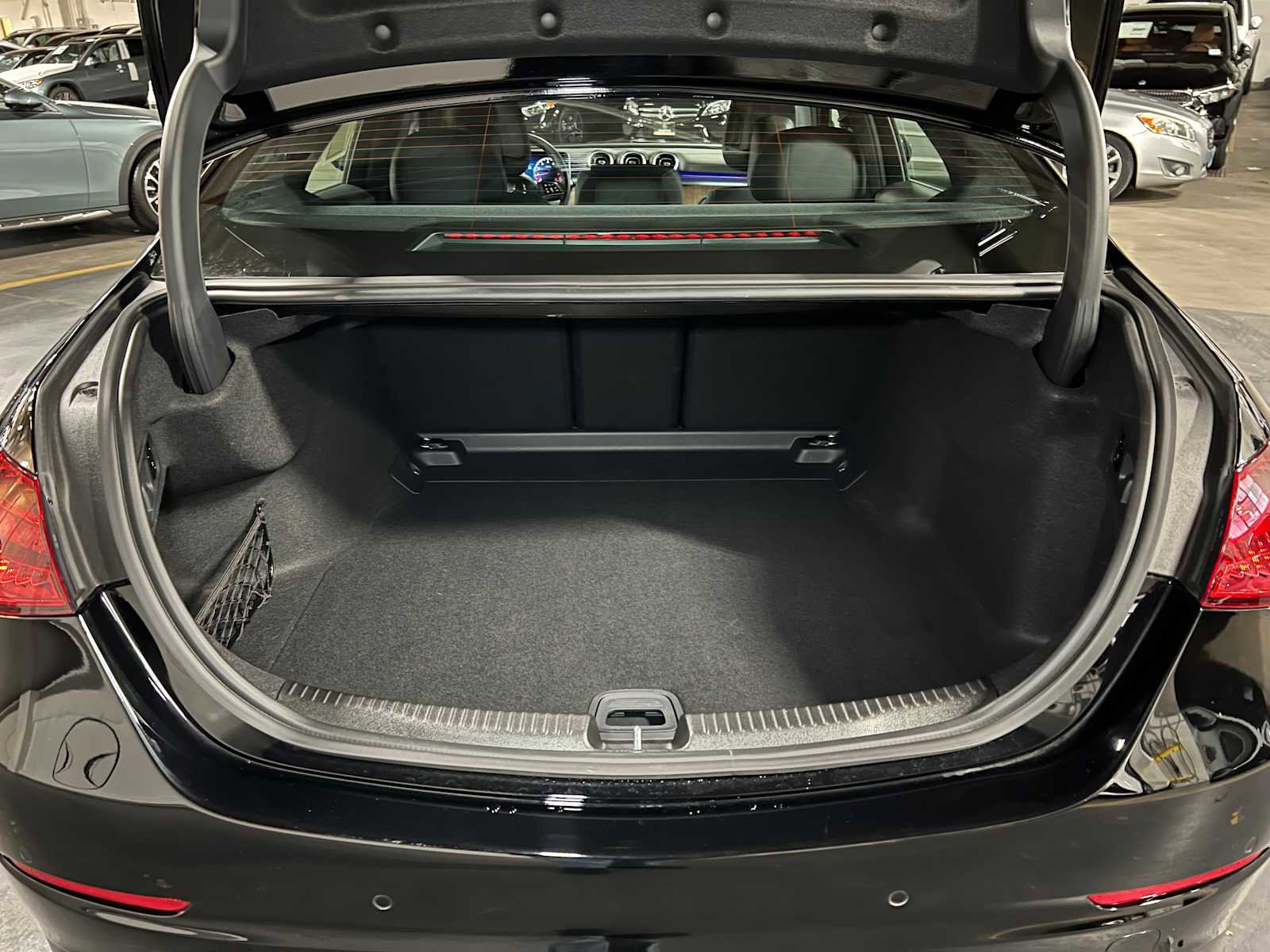 Used 2025 Mercedes-Benz C 300 4MATIC Sedan image 16