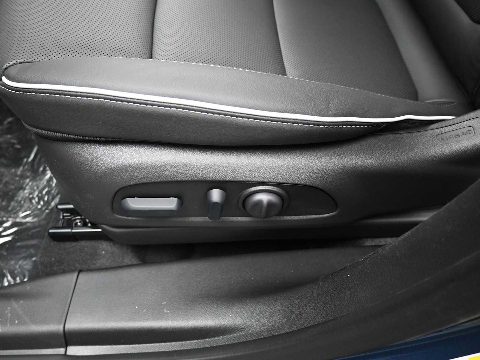 New 2026 Buick Encore GX Avenir image 15