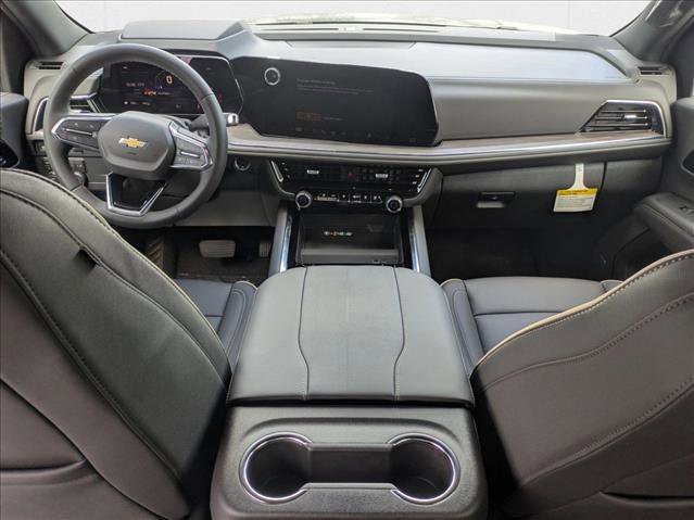 New 2025 Chevrolet Suburban Premier image 16