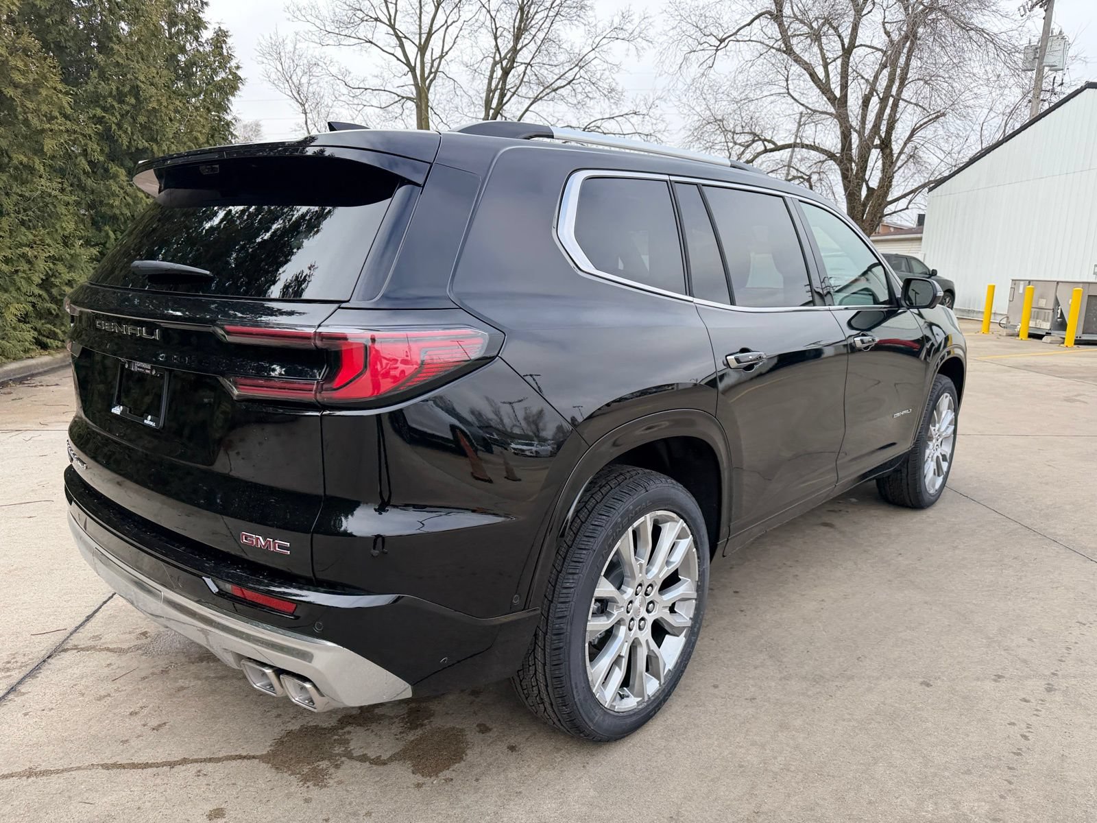 New 2026 GMC Acadia Denali w/ Super Cruise Package AWD/4WD image 33