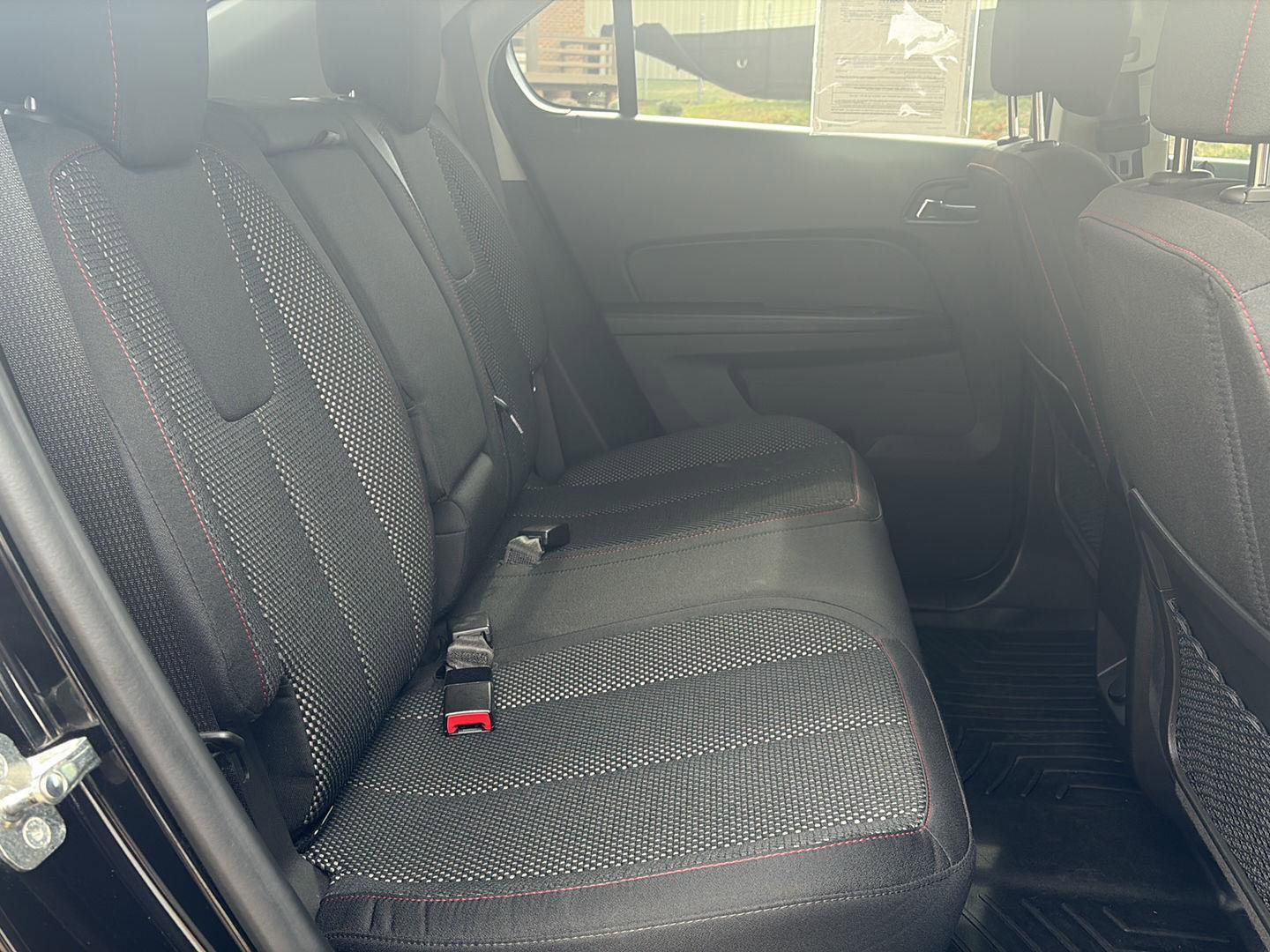 Used 2016 Chevrolet Equinox LT FWD image 18