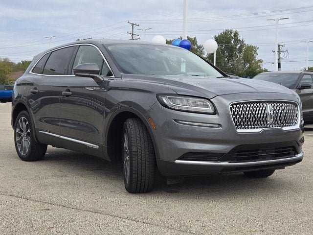 Used 2023 Lincoln Nautilus Reserve AWD/4WD image 3