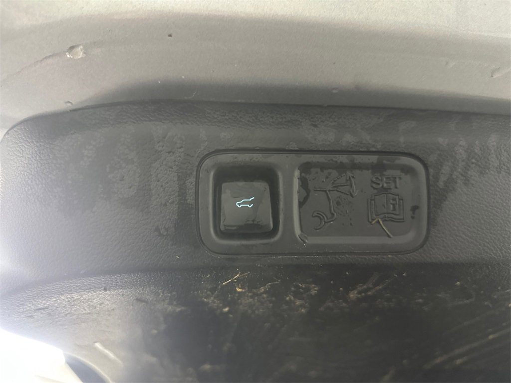 Used 2024 Ford Expedition Max XLT image 21