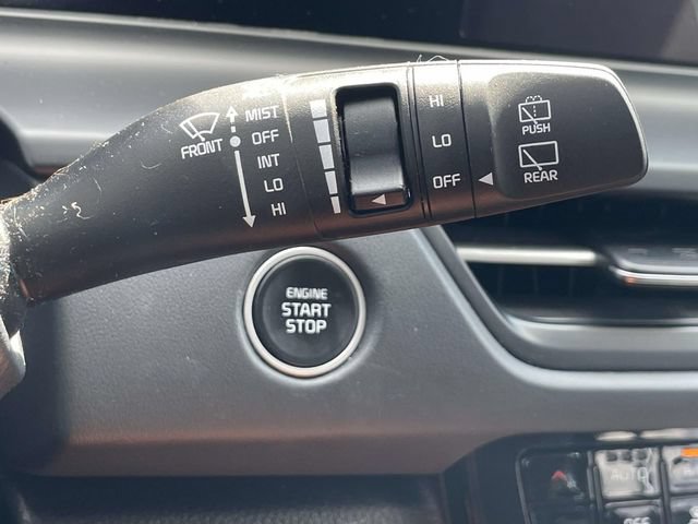 Certified 2024 Kia Seltos EX FWD image 23