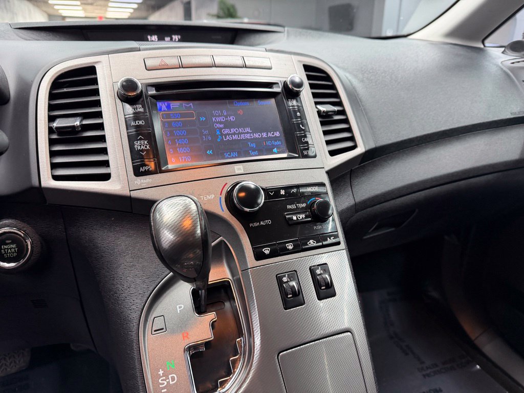 Used 2014 Toyota Venza XLE w/ XLE Premium Package FWD image 25