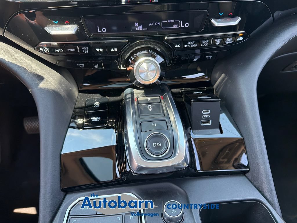 Used 2024 Acura MDX SH-AWD w/ Technology Package image 18