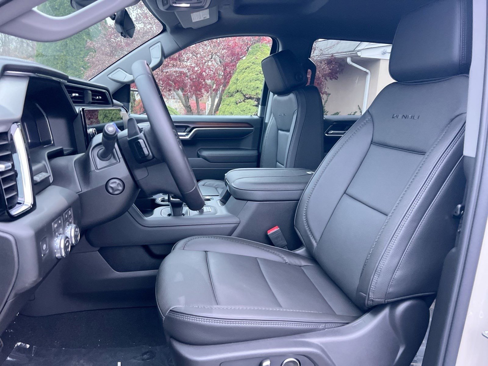 New 2026 GMC Sierra 1500 Denali w/ Technology Package image 12