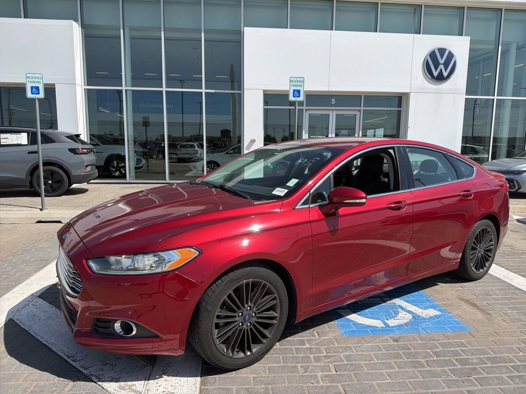 Used 2014 Ford Fusion SE w/ Equipment Group 202A FWD image 1