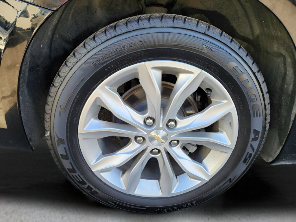 Used 2020 Chevrolet Malibu LT FWD image 7