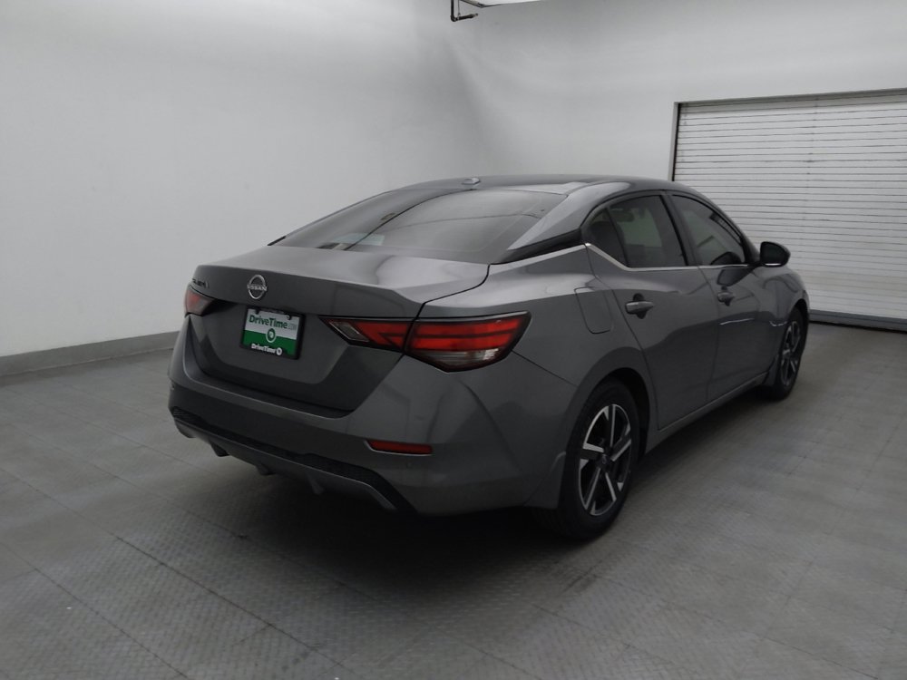 Used 2025 Nissan Sentra SV FWD image 9