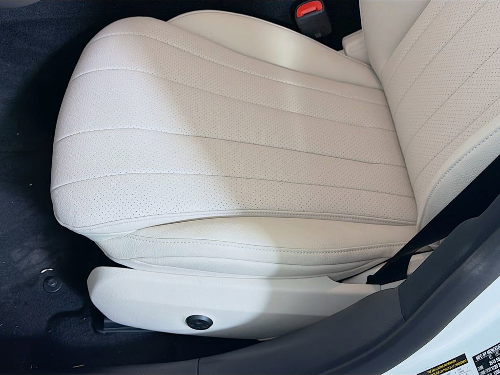 New 2026 Mercedes-Benz E 350 4MATIC Sedan image 22