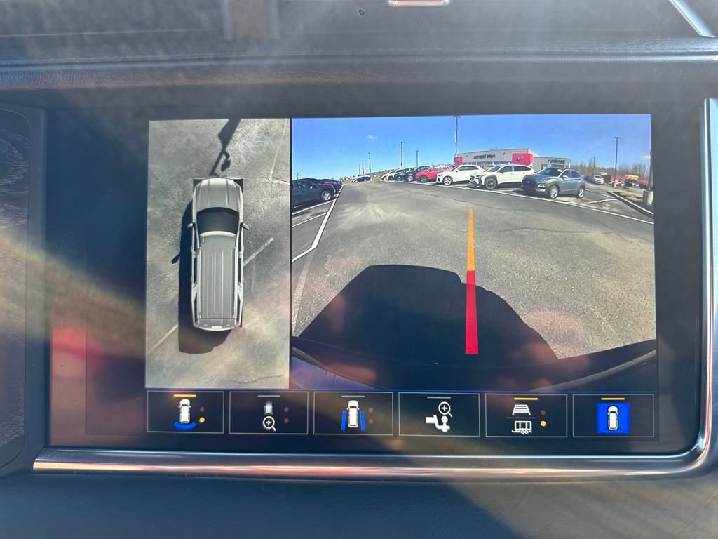 Used 2022 GMC Yukon Denali image 30