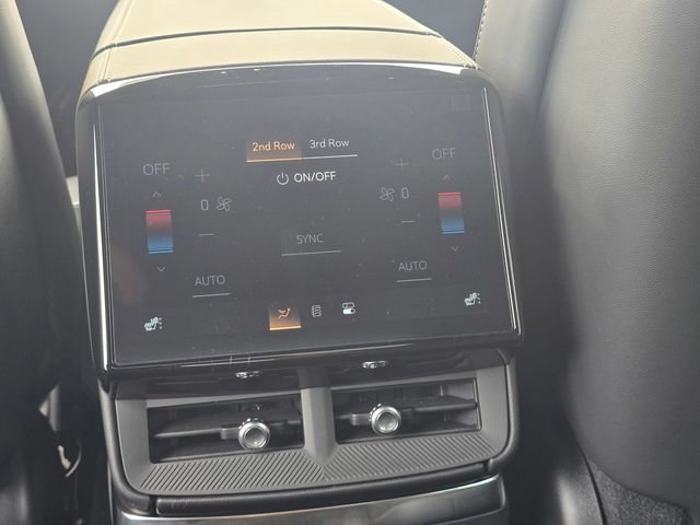New 2027 Cadillac Vistiq Luxury AWD/4WD image 16
