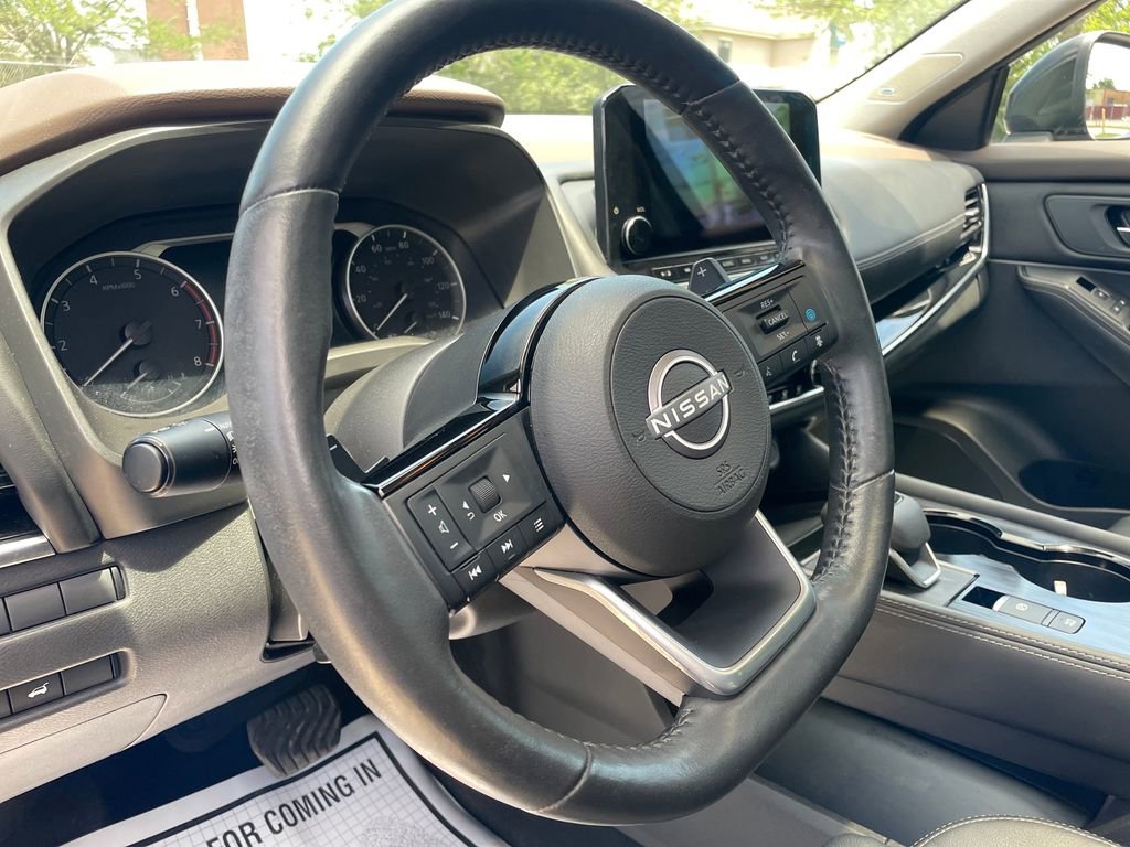 Used 2023 Nissan Rogue SL w/ SL Premium Package AWD/4WD image 16