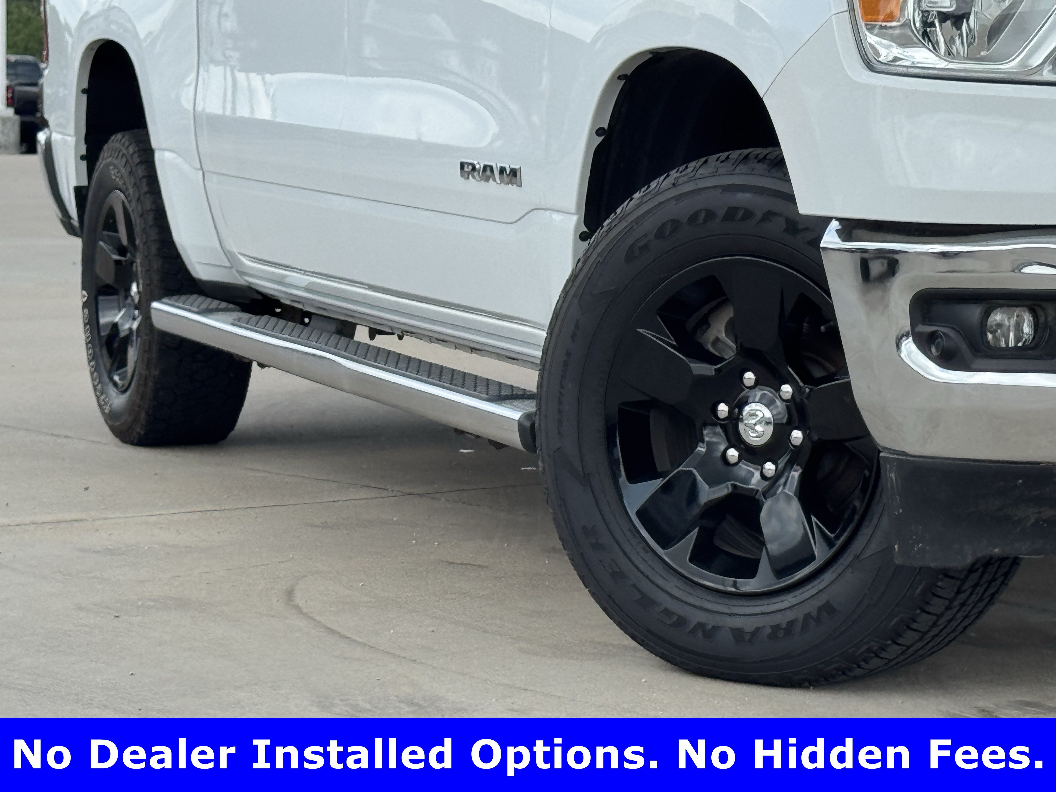 Used 2024 RAM 1500 Big Horn AWD/4WD image 3